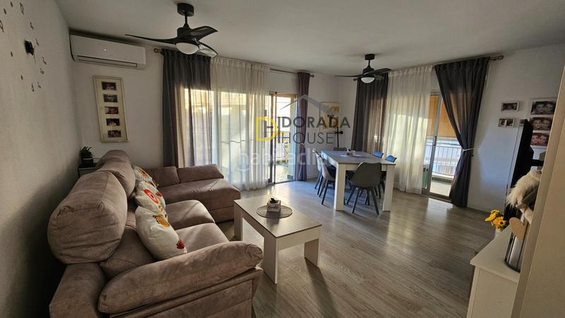 Foto d17812a8-4c23-45fd-af2f-7ab7a9c3784f. Pis amb piscina a Centre Salou