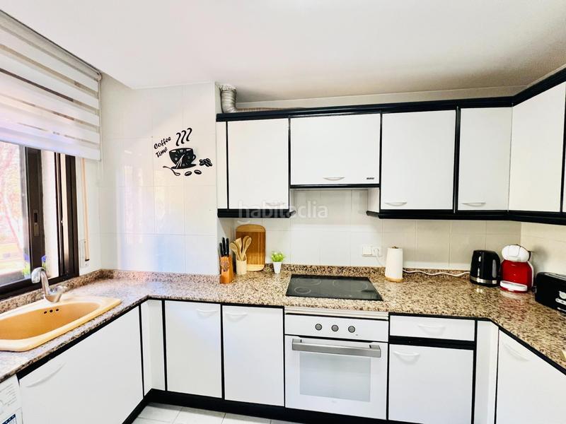 Foto dce8470f-ecf5-4a50-ad27-9ff9fe2d964b. Apartament amb aparcament piscina a pla de maset - cap de Salou Salou