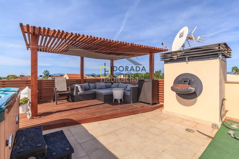 Foto 18a55ce1-4a42-48cd-a606-8eee29ce6559. Xalet amb calefacció aparcament piscina a Mas de Clariana Cambrils