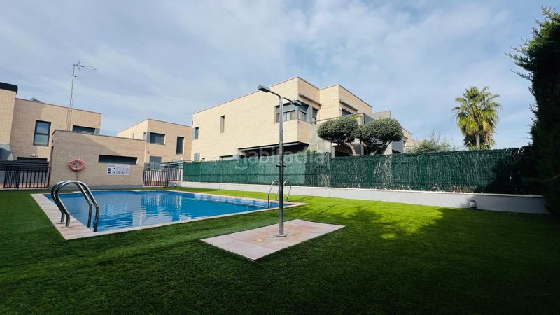 Foto 390c8db0-bcd7-4381-b863-828215e181ed. Xalet amb calefacció aparcament piscina a Quatre Camins Cambrils