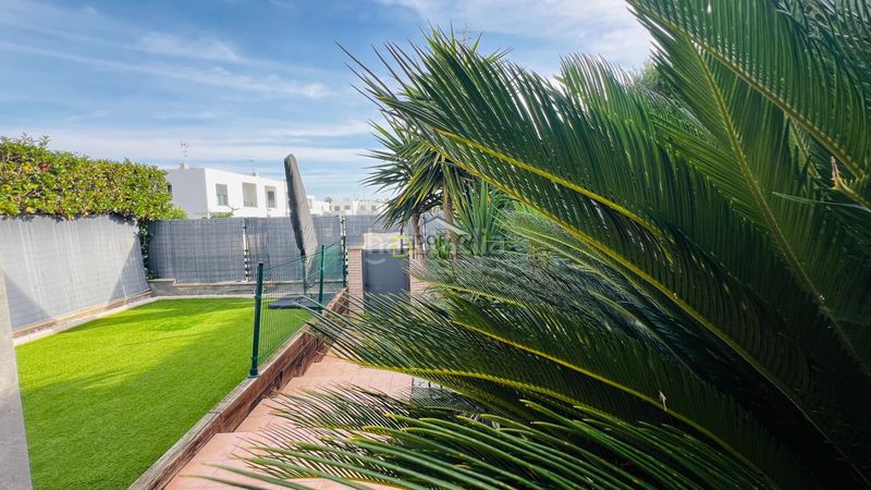 Foto cbd7f7de-23a2-4e81-bed4-9aeda29633ed. Xalet amb calefacció aparcament piscina a Quatre Camins Cambrils