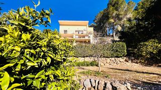 Casale in Pratdip. Chalet  con vistas despejadas rodeada de naturaleza