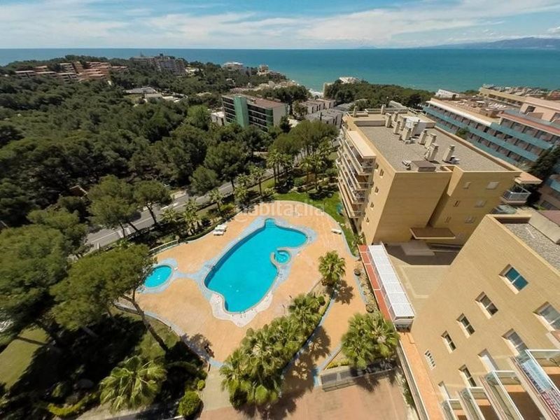 Foto 11e19ae0-65cc-4f02-8fa4-66e32df021f4. Pis amb aparcament piscina a pla de maset - cap de Salou Salou