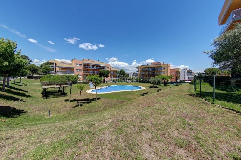 Foto bb3ecb8b-6485-4243-9192-dc6813d49626. Àtic amb piscina a pla de maset - cap de Salou Salou