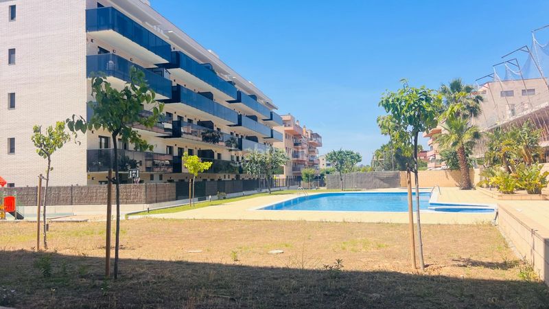 Foto 3420b3f5-74b8-40f4-961c-d688700a9260. Pis amb calefacció piscina a Barenys Salou