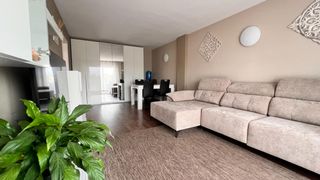 Pis  Carrer doctor pascual. Piso ideal para vivir a pie de playa