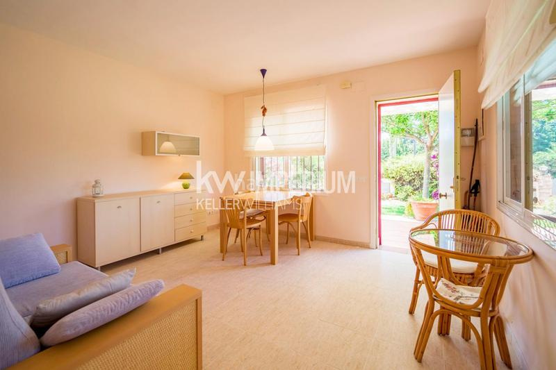 Foto b5d24c1a-83a2-4acc-a7cb-b450e9f4e64c. Casa fantástica casa a metros del mar en Tarraco Cambrils