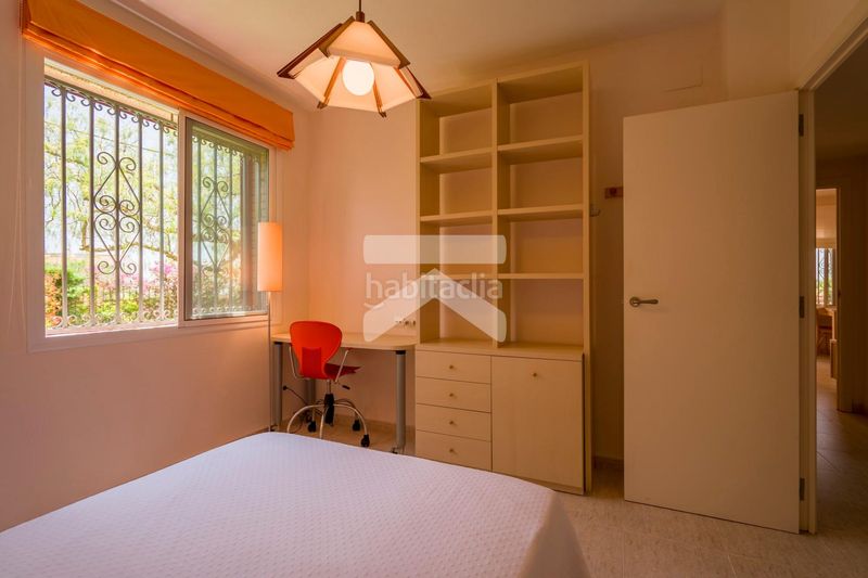 Foto b886a486-e59d-4672-949f-242d90160698. Casa amb calefacció aparcament piscina a Tarraco Cambrils
