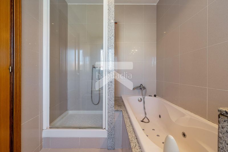 Foto 0ab59eae-6f36-44aa-9624-1540d08c626e. Chalet avec chauffage parking dans Els Munts Torredembarra