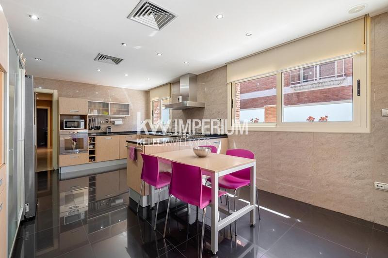 Foto 729690be-004d-4781-a9bf-fed9857b6424. Chalet avec chauffage parking piscine dans Els Ametllers Cambrils