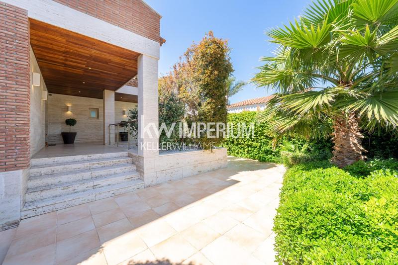 Foto c904b1c3-93dc-4ea0-8fdf-174fb49495c5. Chalet villa de lujo vilafortuny en Els Ametllers Cambrils