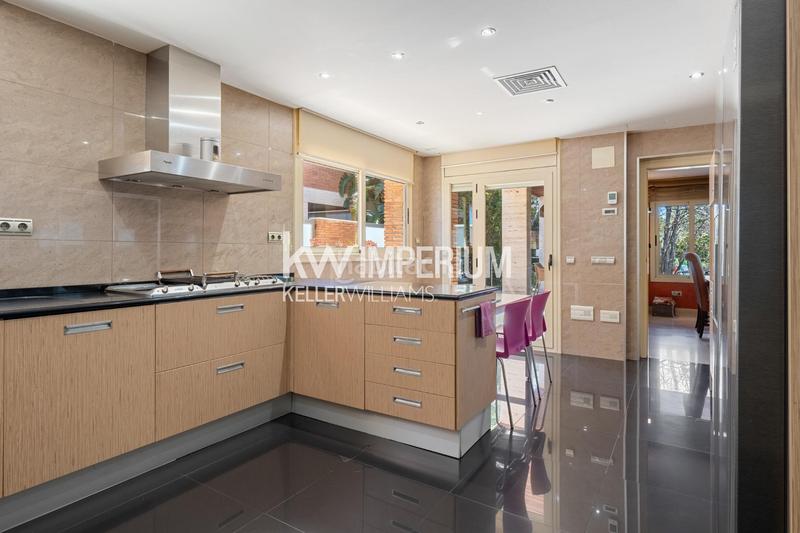 Foto ed447730-15b2-43a7-9df2-a3206be850e3. Chalet villa de lujo vilafortuny en Els Ametllers Cambrils