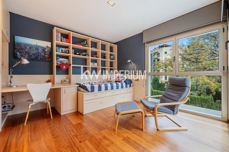 Foto 30e45d81-4e5e-4fdb-b3ba-f61a7fb5e862. Chalet con riscaldamento parcheggio piscina in Mestral Reus