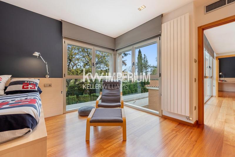 Foto 51752a92-b406-43db-b44b-654e9a026d0d. Chalet con riscaldamento parcheggio piscina in Mestral Reus