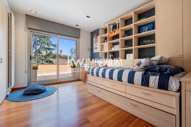 Foto b0300856-631b-4a03-981b-f0178364eaf0. Chalet con riscaldamento parcheggio piscina in Mestral Reus