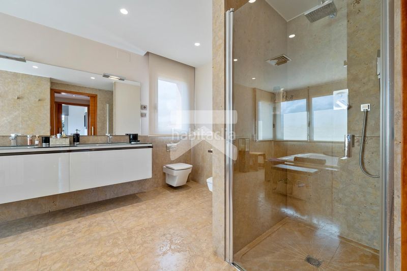 Foto cb2e0490-897e-41c8-b42a-a0a336624d77. Chalet mit heizung parking pool in Mestral Reus