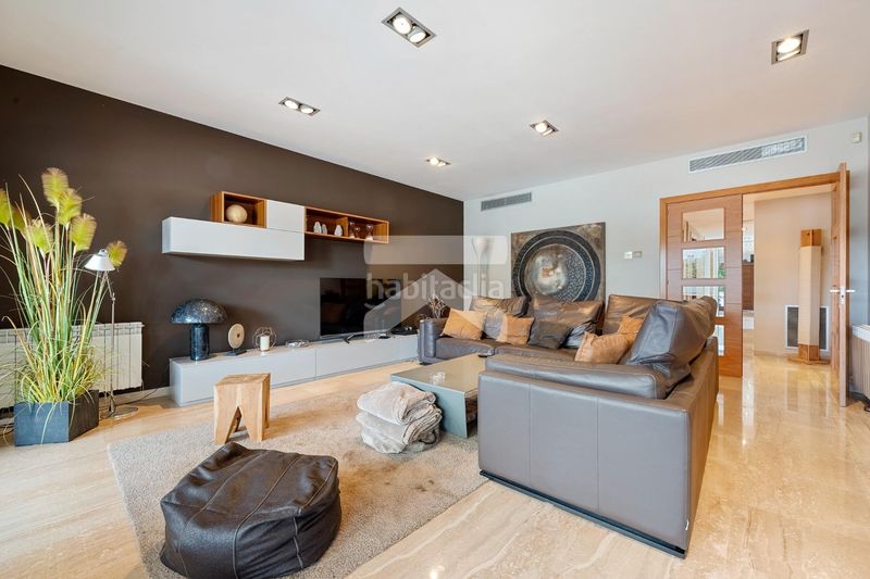Foto d8021acf-7561-4ec8-8d83-3f608d017064. Chalet mit heizung parking pool in Mestral Reus