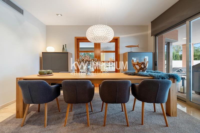 Foto ea17261d-480c-42d2-8f15-348472bd14dc. Chalet con riscaldamento parcheggio piscina in Mestral Reus