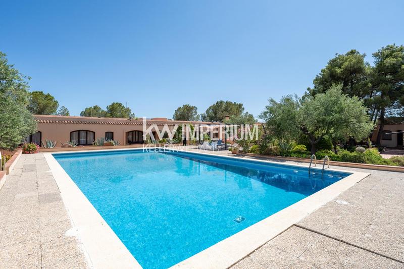 Foto 24ba1fa4-acc2-40c8-8c4a-40cb083958b6. Masía finca histórica destinada a hotel con bodegas en priorat en Molar (El)