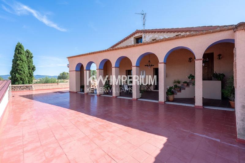 Foto d0098043-5c85-4cde-be3e-dbaf18e85d0c. Masía finca histórica destinada a hotel con bodegas en priorat en Molar (El)