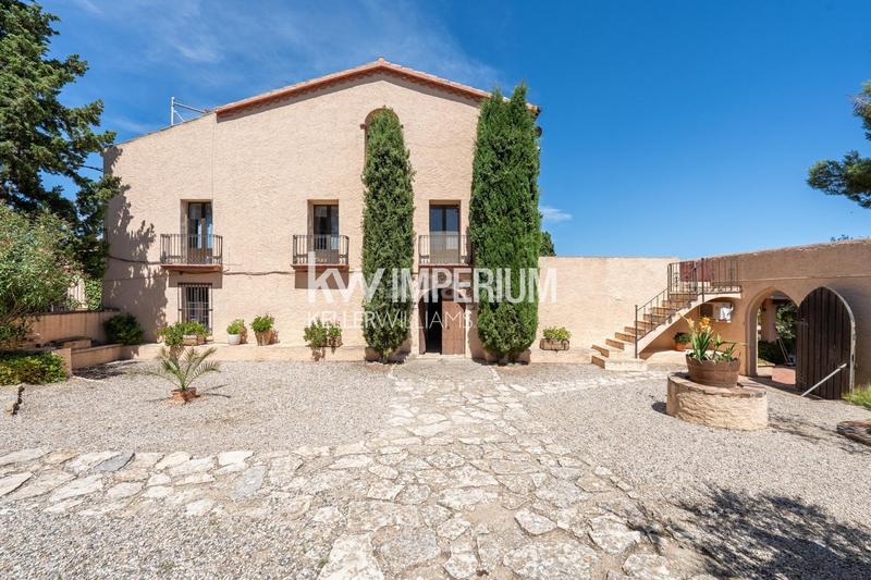 Foto d68bab86-5a87-4241-965b-20586990b386. Masía finca histórica destinada a hotel con bodegas en priorat en Molar (El)