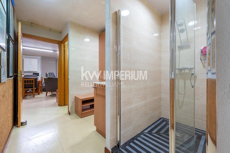 Foto 4cf582c4-5fb6-41d3-959d-0bea552fe048. Chalet excepcional masia en Valls