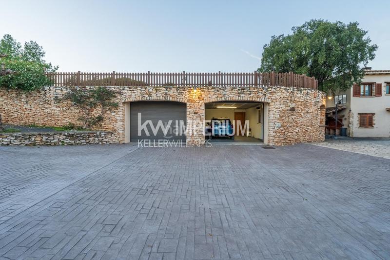 Foto 89cd02f5-f0c1-487e-b92e-d756583a3e6e. Chalet excepcional masia en Valls