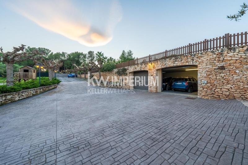 Foto 9173c516-1379-4994-8b9a-49fbe41d5c86. Chalet excepcional masia en Valls