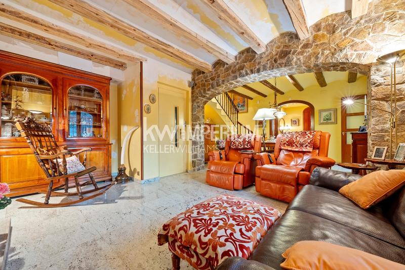 Foto fa99b844-5d6b-41fe-a971-8ba59644e2c1. Chalet excepcional masia en Valls