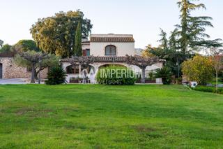 Chalet dans Valls. Excepcional masia en valls