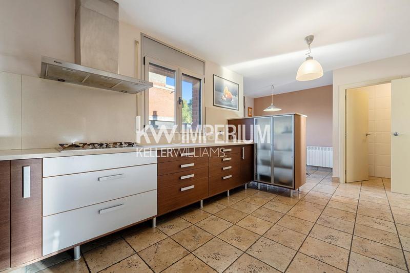 Foto 16c1b393-3961-4ecd-adab-a90cd132f2de. Casa pareada vivienda con vistas al mar en una ubicación privilegiada en Tarragona