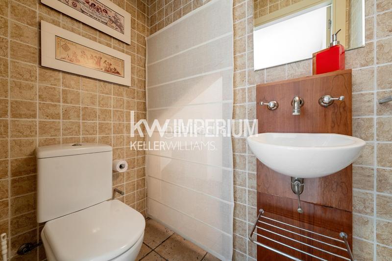 Foto 35e36772-f4e8-48d2-9c6f-bd0b45783279. Casa pareada vivienda con vistas al mar en una ubicación privilegiada en Tarragona