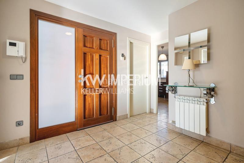 Foto 70539f12-c44b-4a69-a053-69c0f7c384c9. Casa pareada vivienda con vistas al mar en una ubicación privilegiada en Tarragona