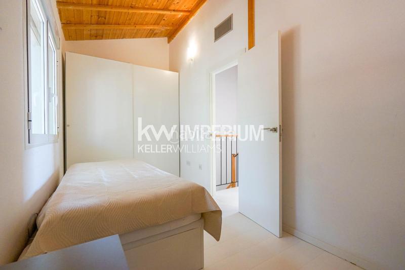 Foto 26632066-7301-48a5-b62d-f272bf8ae5b3. Casa adosada encantadora vivienda renovada con licencia turística y vistas en Ametlla de Mar (L´)