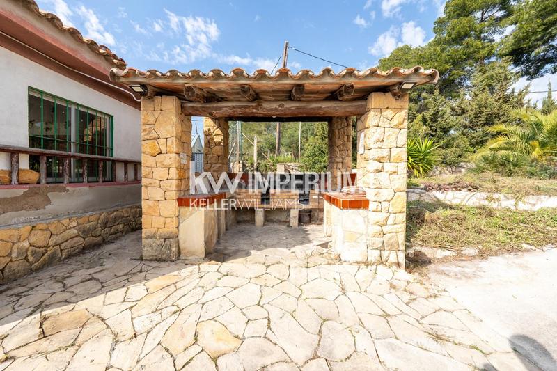 Foto 5b543d32-8f6a-4ec8-8858-748c5933876b. Casa oasis con vistas al mar oportunidad de inversión con piscina, parque y total tranquilidad en Tarragona