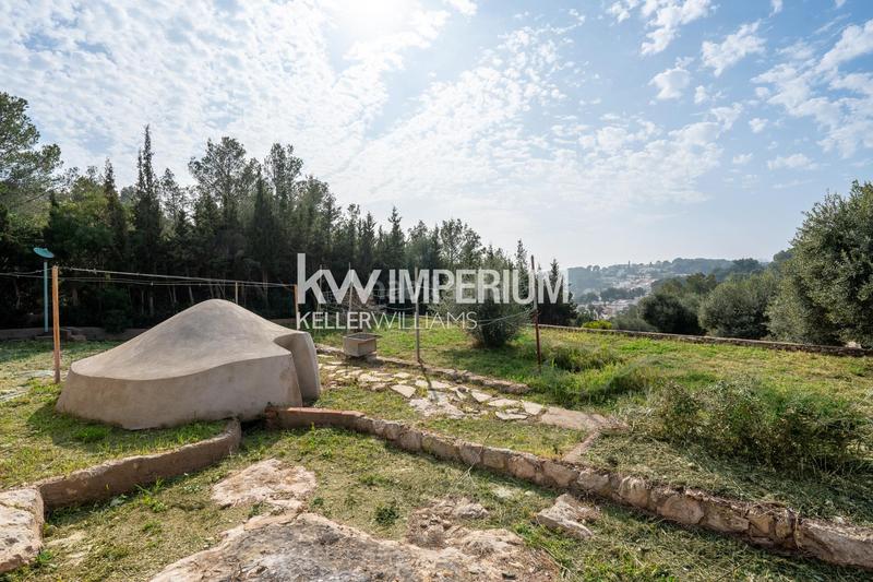 Foto 701d7c58-a4a0-47f1-9003-7a845fc4bee2. Casa oasis con vistas al mar oportunidad de inversión con piscina, parque y total tranquilidad en Tarragona