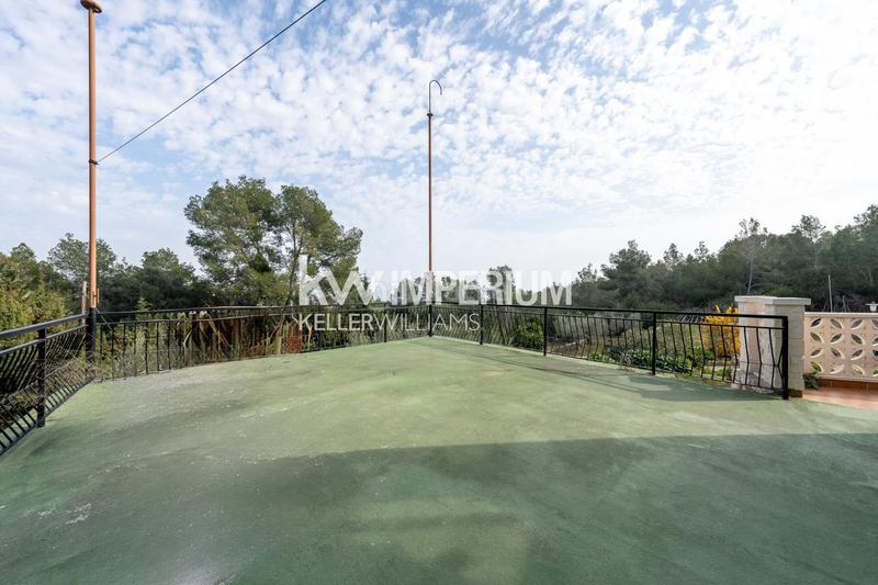 Foto 9ae92775-5e57-42a9-a38c-bb7d680c806c. Casa oasis con vistas al mar oportunidad de inversión con piscina, parque y total tranquilidad en Tarragona