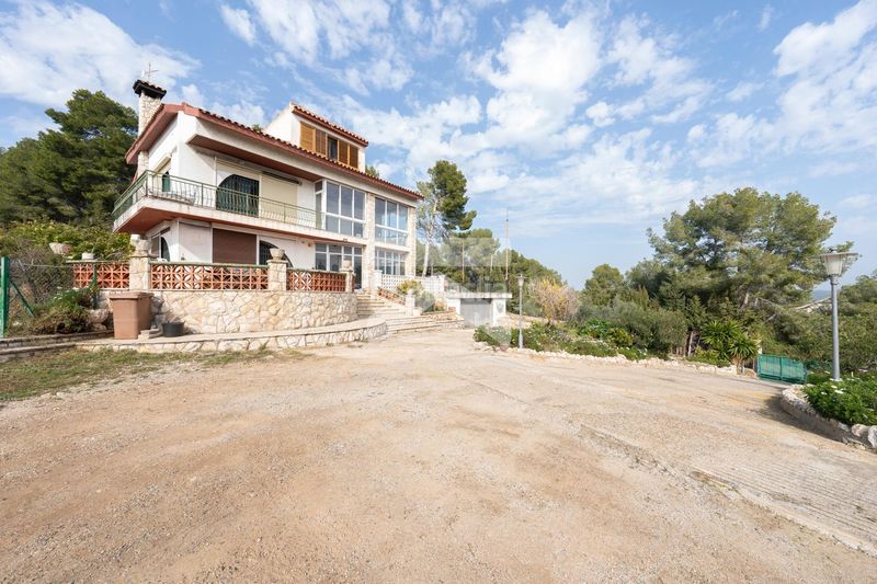 Foto 18ff612b-8ca3-404e-b9d2-33e91103e7f0. Maison avec chauffage parking piscine dans Urbanitzacions de Llevant Tarragona