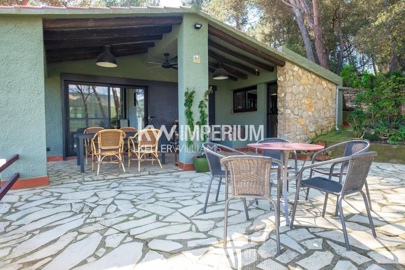 Foto 1c796b47-1371-4bde-b066-1abc0731ea76. Casa con parcheggio piscina in Pratdip