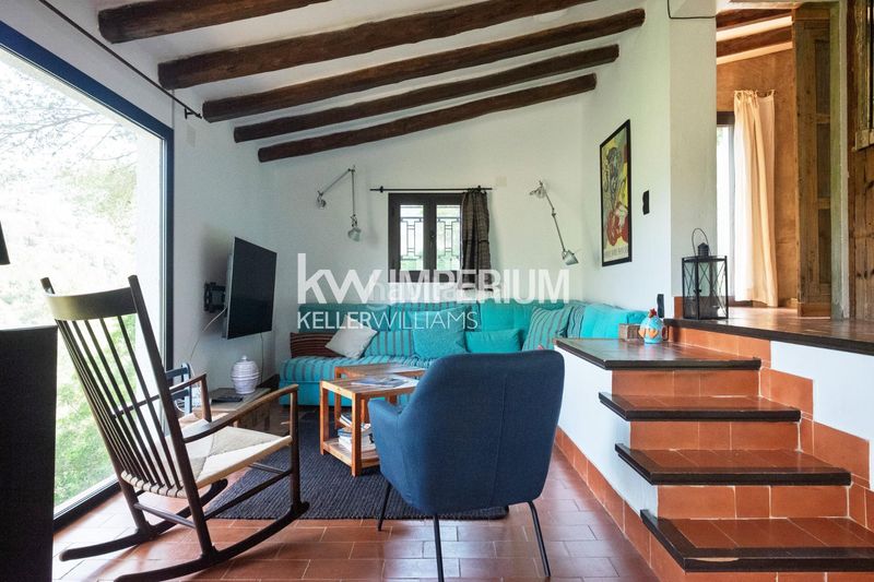 Foto 4dc6950c-5188-4eb3-9981-bd6bc82f799e. Casa con parcheggio piscina in Pratdip