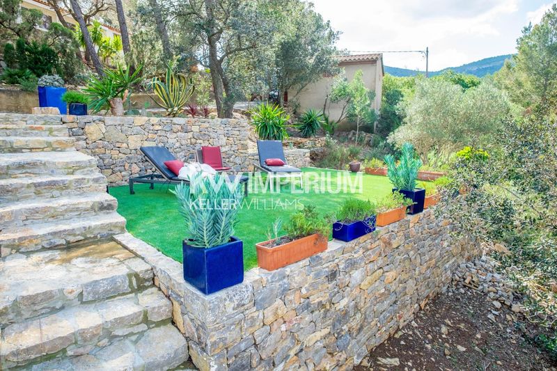 Foto 63ece10f-04cd-436d-9208-198fb0bbdd5c. Casa con parcheggio piscina in Pratdip