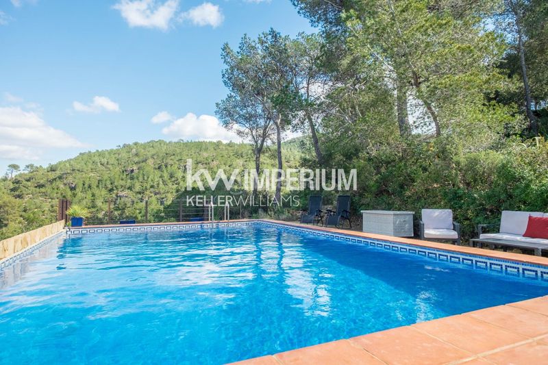 Foto 8b5e76b1-4bfe-42a2-aa5e-da7f6220aa2a. Casa con parcheggio piscina in Pratdip