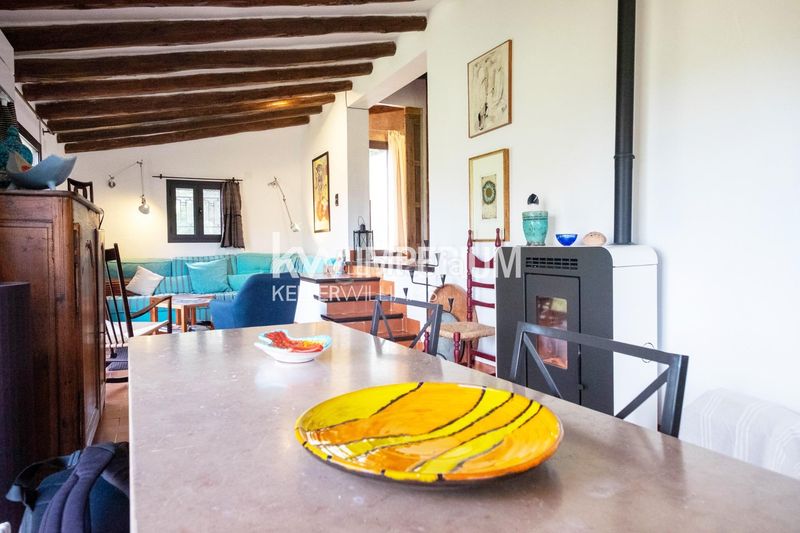 Foto c06c61a2-ab97-4a55-b7bb-51f7f294f0f9. Casa con parcheggio piscina in Pratdip