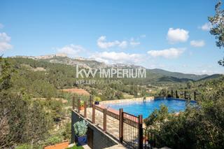 Haus in Pratdip. Un oasis de paz con piscina y vistas inmejorables