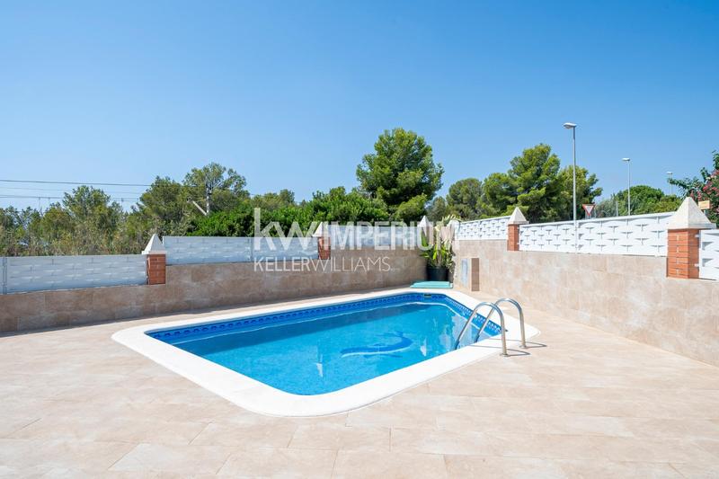 Foto 0474efa1-162d-4c63-be12-076761c41708. Chalet exclusiva casa unifamiliar con vistas al mar en Roda de Barà