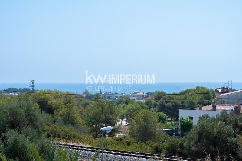 Foto 0a866dd4-1447-42fe-8056-16a878d71245. Chalet exclusiva casa unifamiliar con vistas al mar en Roda de Barà
