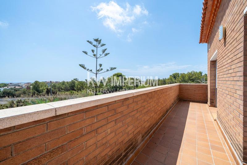 Foto 6ac88b07-361c-4b43-b270-9c580a514e7e. Chalet exclusiva casa unifamiliar con vistas al mar en Roda de Barà