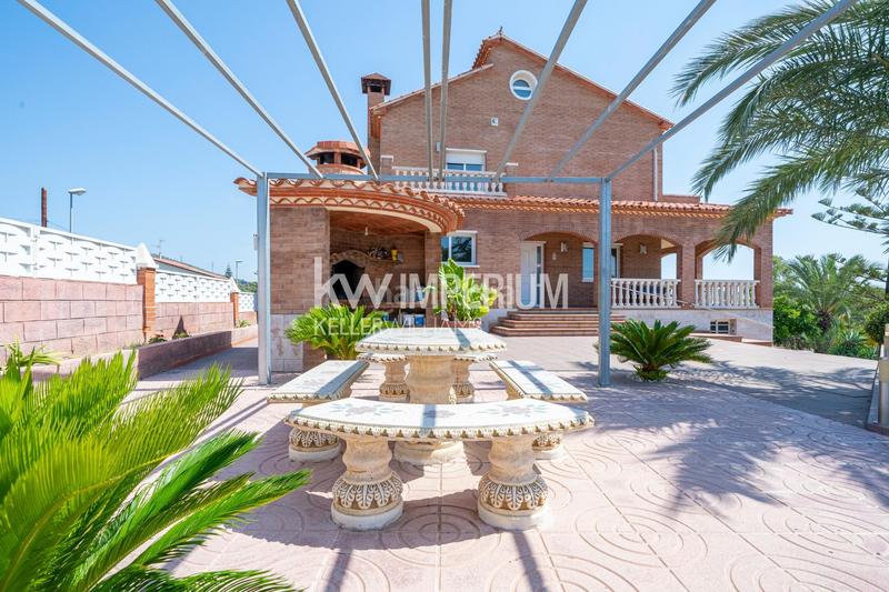 Foto 89c07747-0c9b-4868-b914-e09e71ff3690. Chalet exclusiva casa unifamiliar con vistas al mar en Roda de Barà