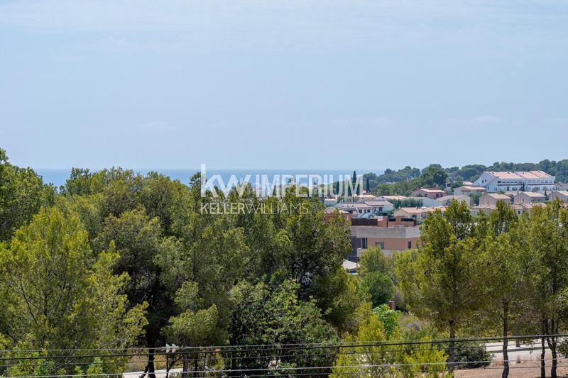 Foto c2d4bd2e-bb16-4fd0-b3e3-0f8b0408b5c7. Chalet exclusiva casa unifamiliar con vistas al mar en Roda de Barà