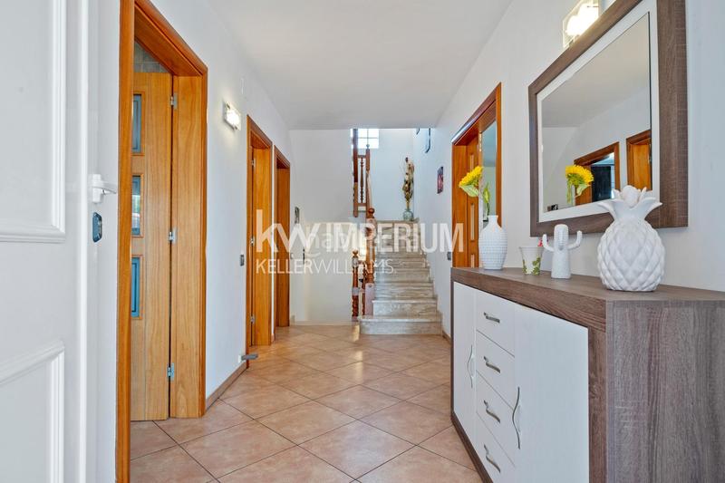 Foto df1a99e8-9ad3-47bc-8f78-5dae6f58e3b3. Chalet exclusiva casa unifamiliar con vistas al mar en Roda de Barà